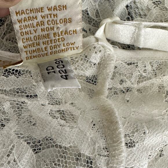 Vintage Y2k Victoria’s Secret Vintage Lace Teddy Bodysuit Lingerie size M - Picture 5 of 7